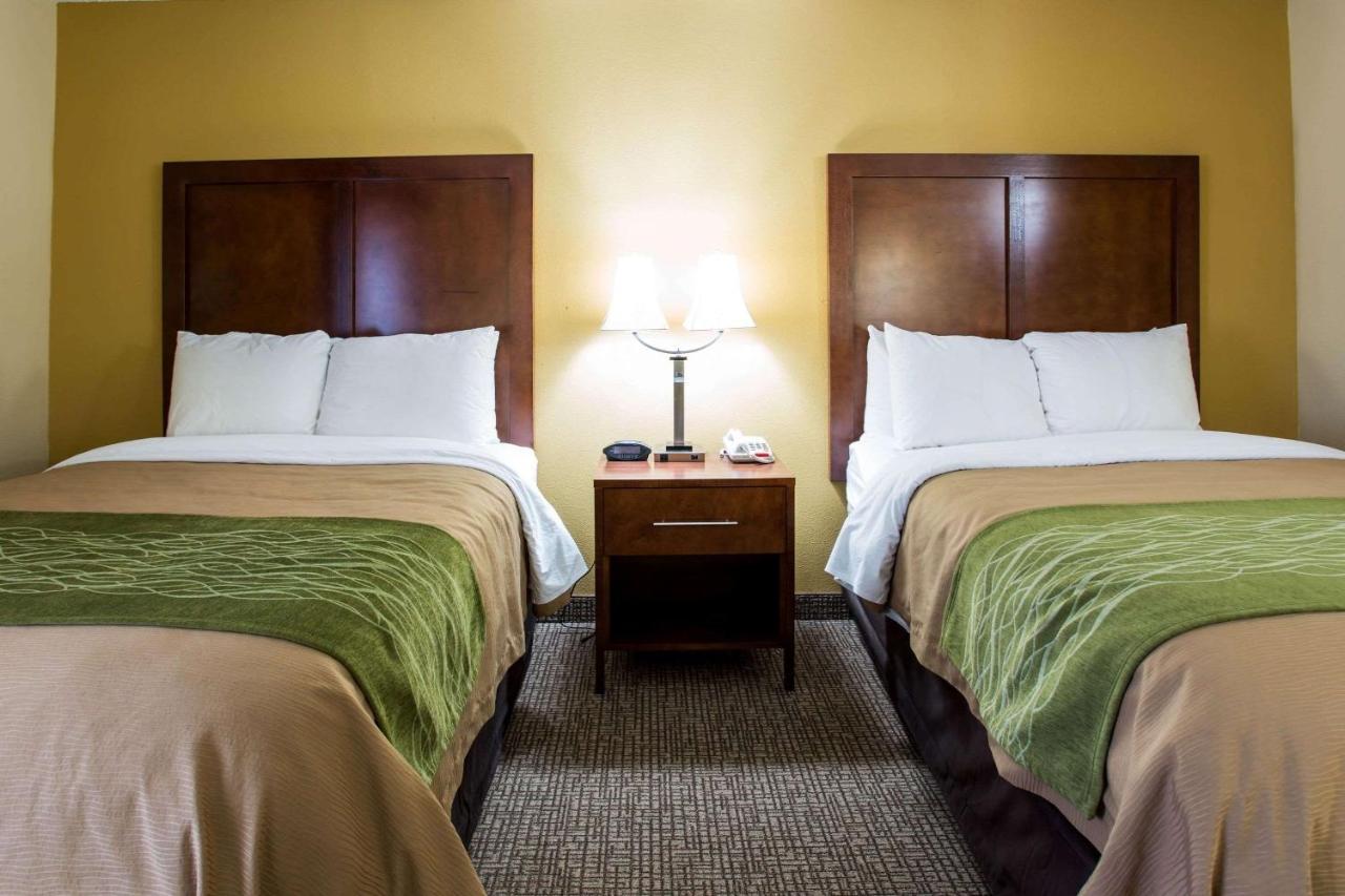 Comfort Inn Columbia-Bush River Bagian luar foto