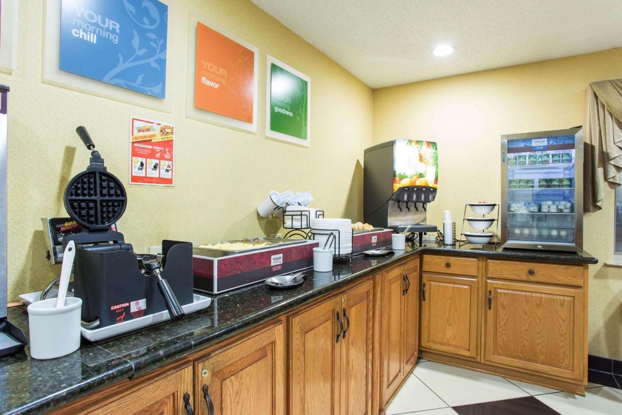 Comfort Inn Columbia-Bush River Bagian luar foto