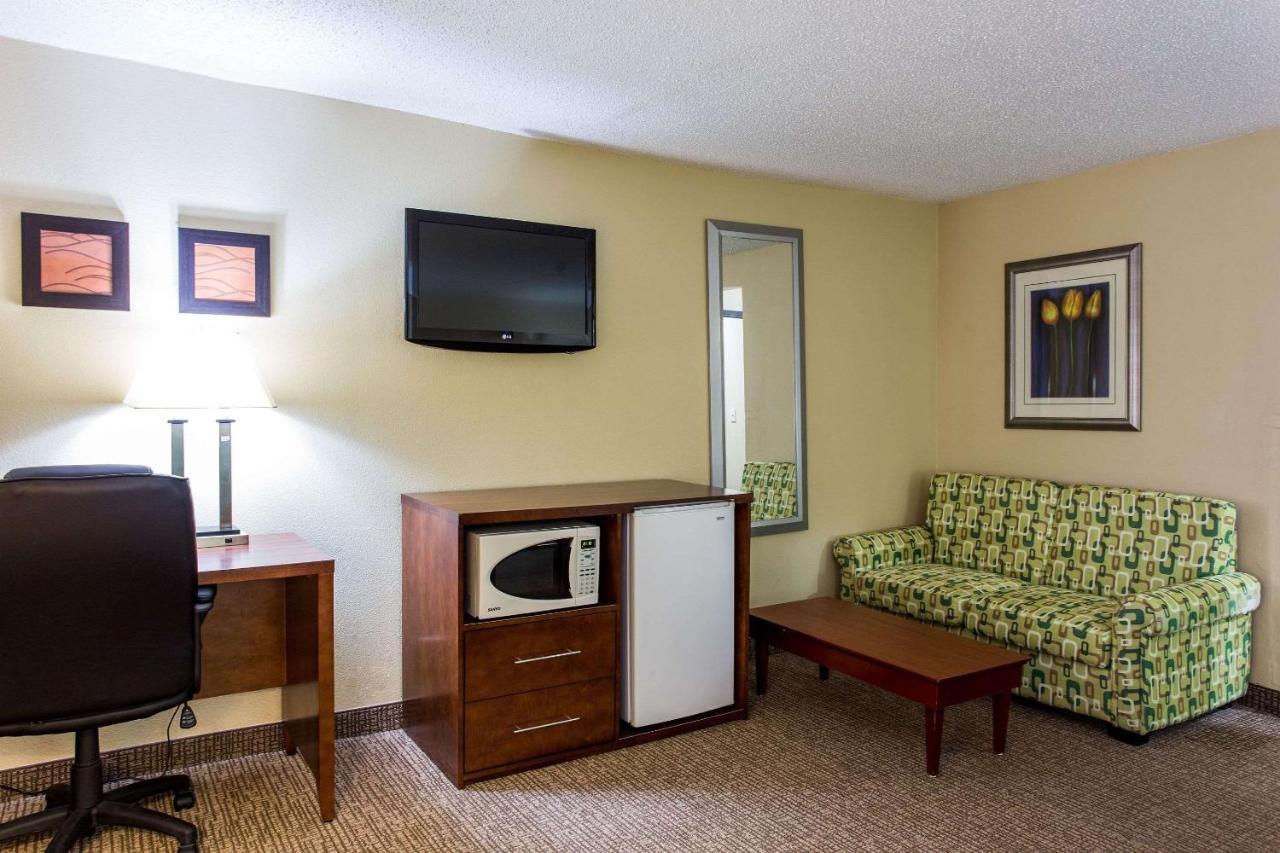 Comfort Inn Columbia-Bush River Bagian luar foto