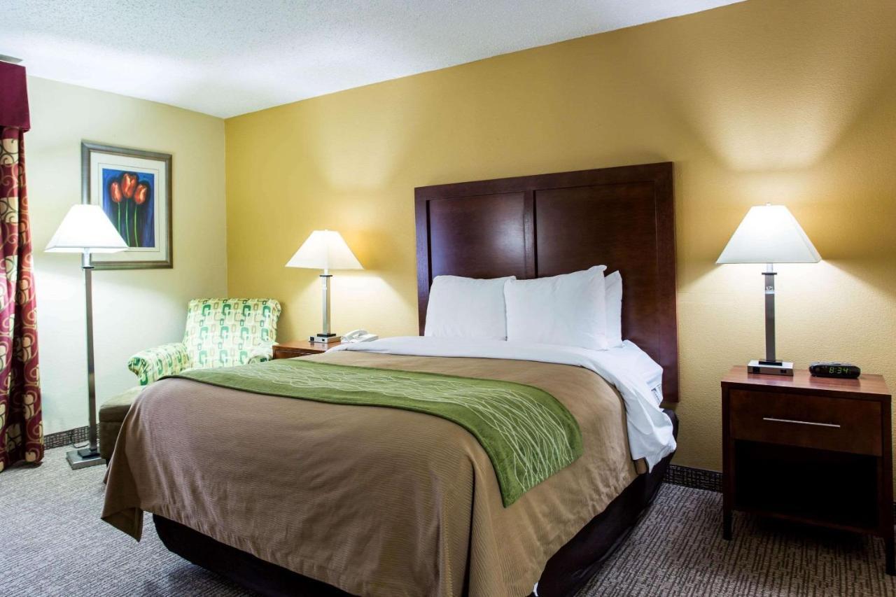 Comfort Inn Columbia-Bush River Bagian luar foto