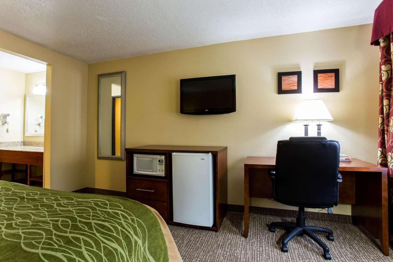 Comfort Inn Columbia-Bush River Bagian luar foto