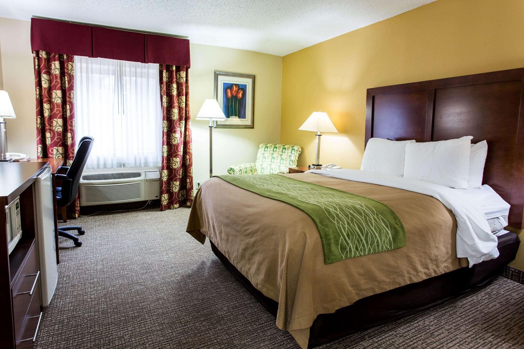 Comfort Inn Columbia-Bush River Bagian luar foto