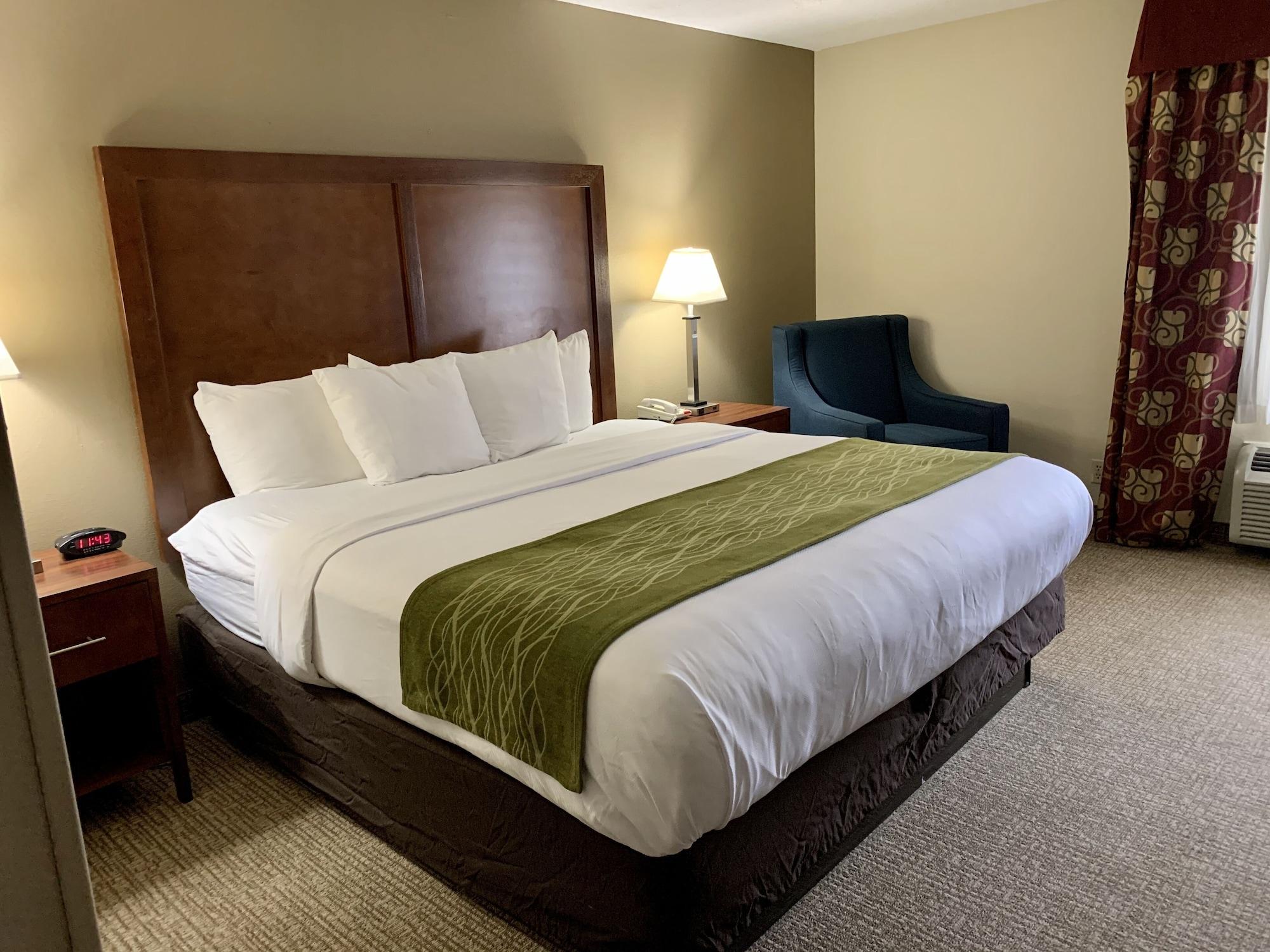 Comfort Inn Columbia-Bush River Bagian luar foto