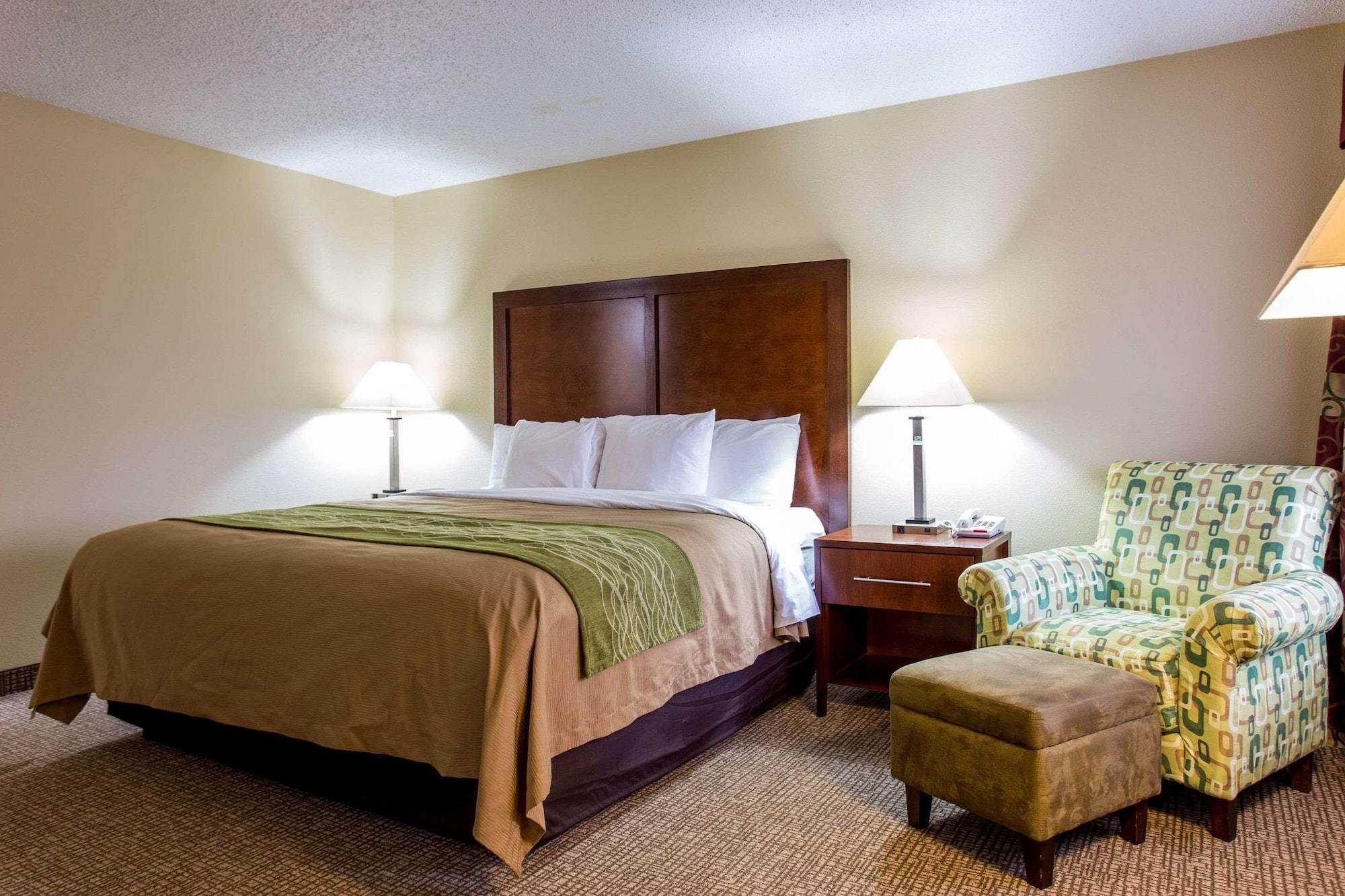 Comfort Inn Columbia-Bush River Bagian luar foto