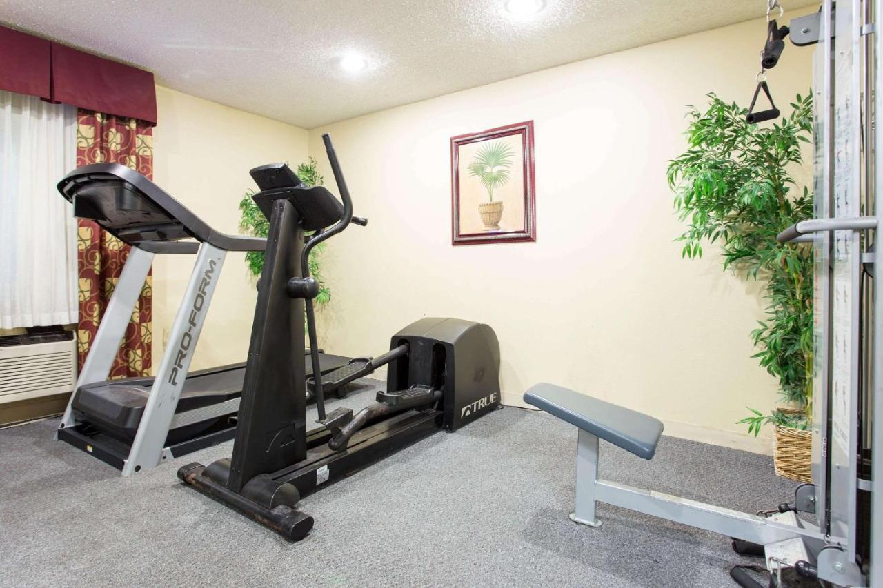 Comfort Inn Columbia-Bush River Bagian luar foto